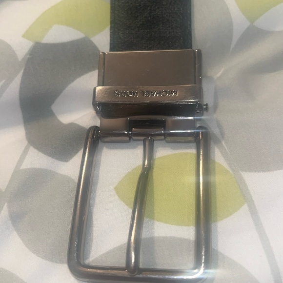 Michael Kors belt - Picture 1 of 2